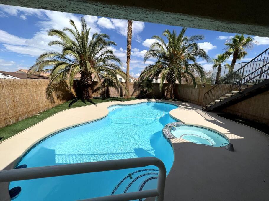Caramelize Life With A Stay At 908 Carmel Shores Las Vegas Exterior foto